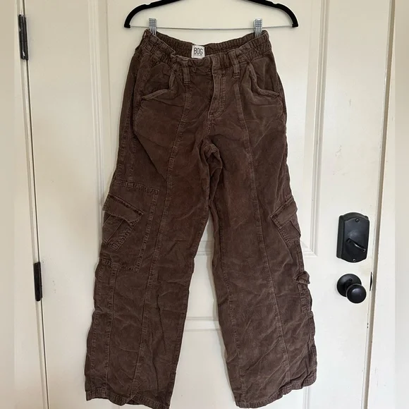 BDG brown corduroy cargo pants XS